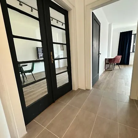 Appartement Peaceful For Romantic Getaways Near Black Church - 3min Walk *