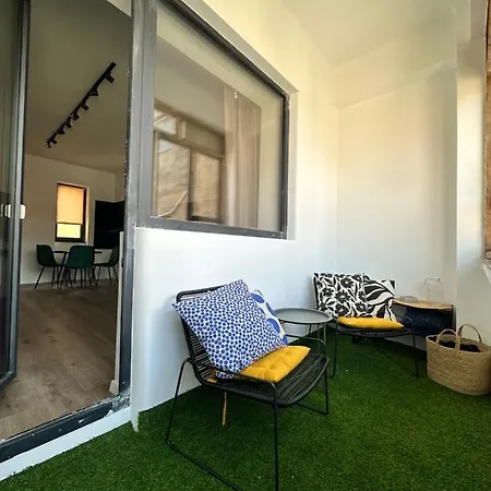 Apartment Peaceful For Romantic Getaways Near Black Church - 3min Walk *