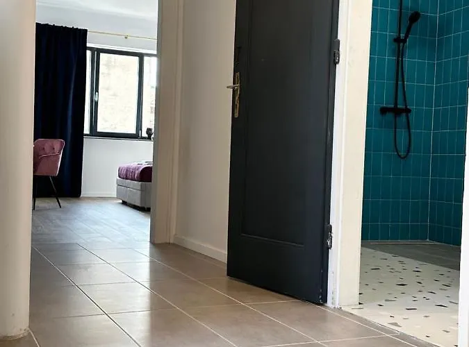 Peaceful For Romantic Getaways Near Black Church - 3min Walk Apartment Brasov