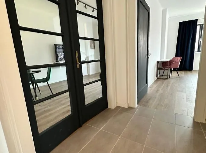 Apartment Peaceful For Romantic Getaways Near Black Church - 3min Walk *