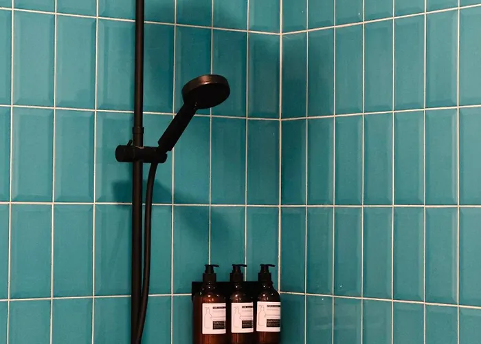 Peaceful For Romantic Getaways Near Black Church - 3min Walk