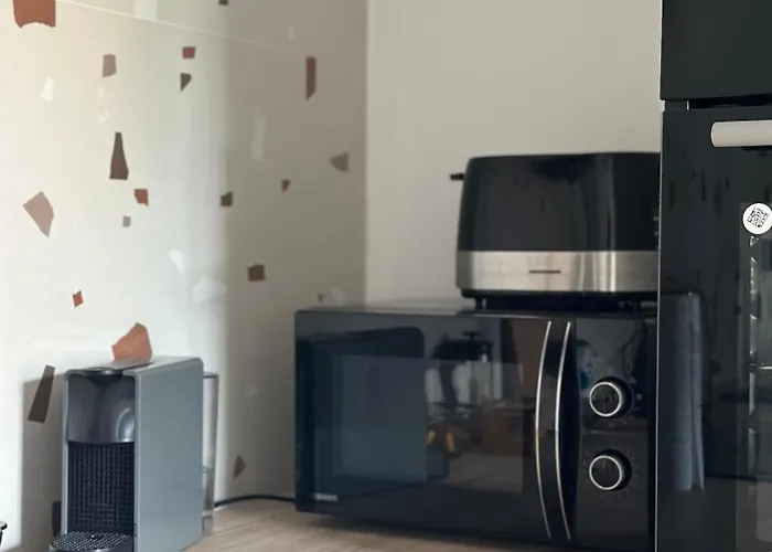 Apartment Peaceful For Romantic Getaways Near Black Church - 3min Walk