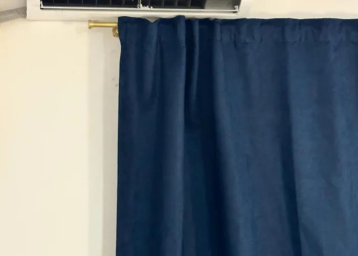 Peaceful For Romantic Getaways Near Black Church - 3min Walk Lejlighed *